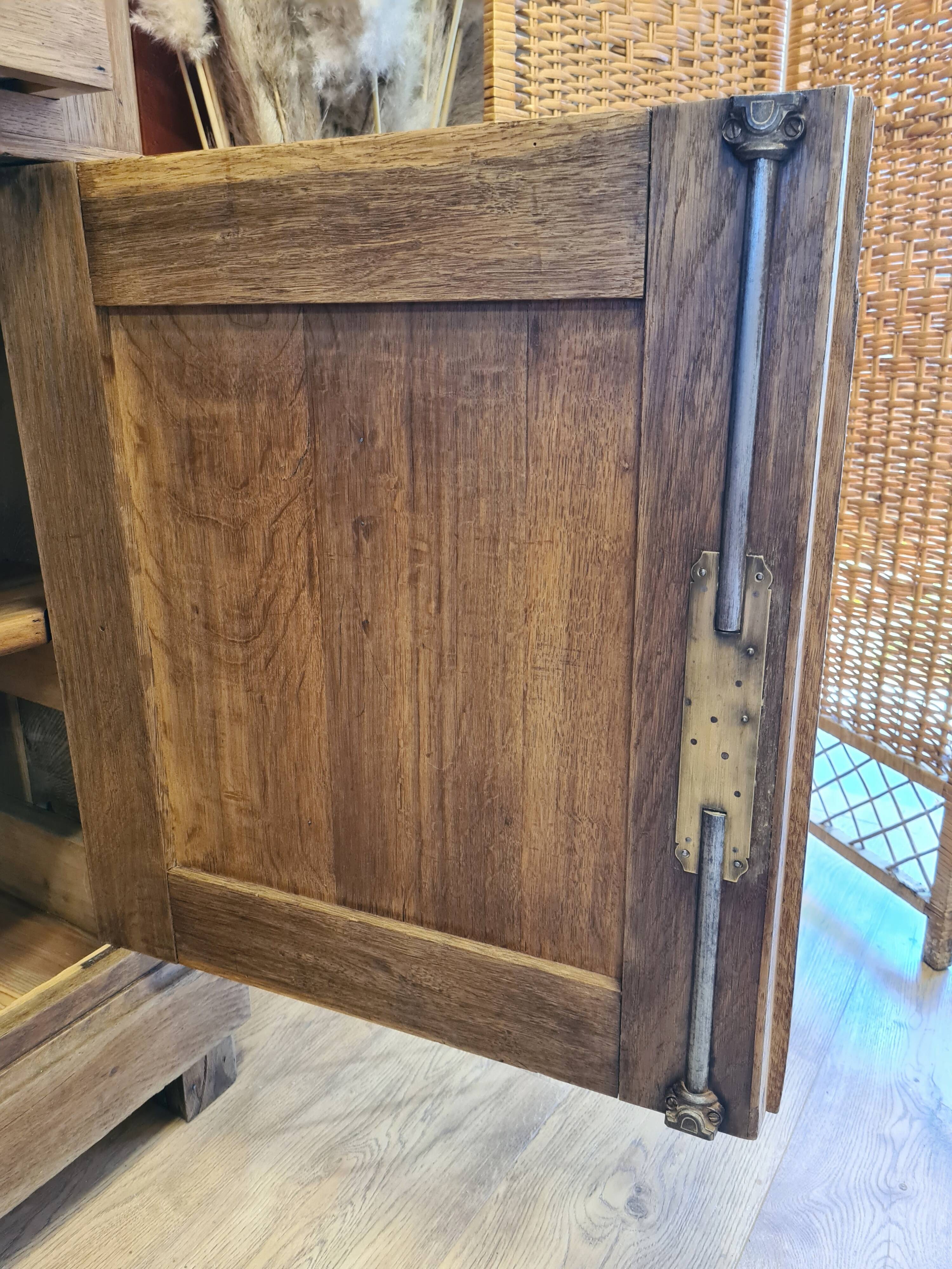 Saint Hubert oak cabinet with sculptures completely renovated