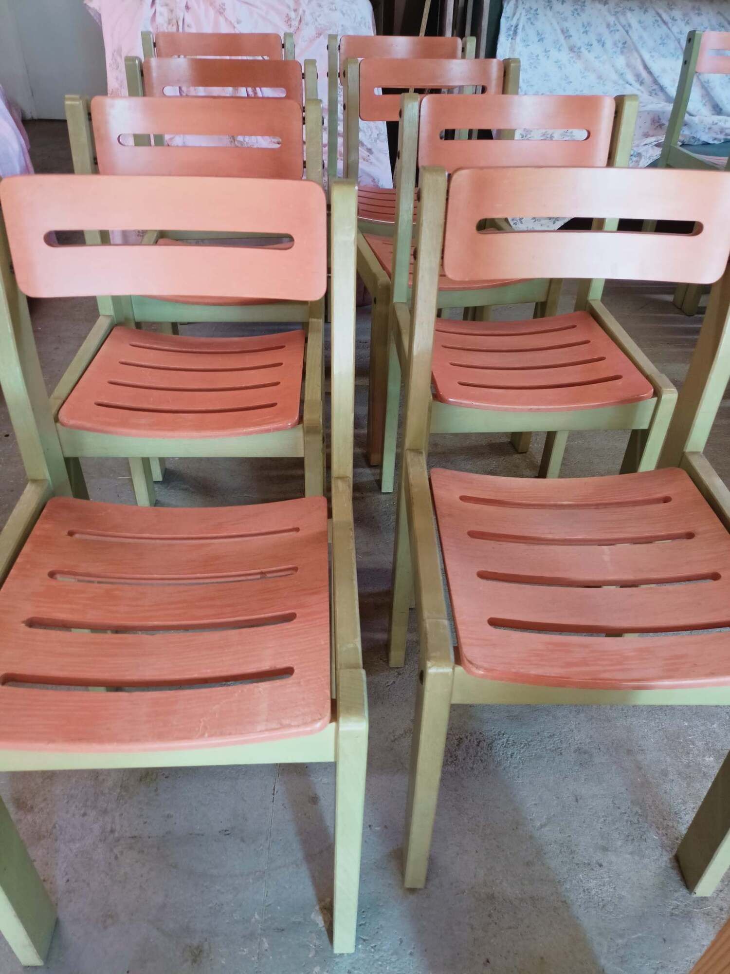 Set of 8 vintage 80s school chairs/ office