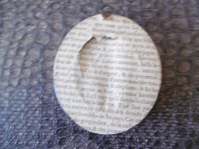 Napoleon 1st - frame medaillon painting on bone signee hil