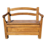 Blonde wooden chest bench