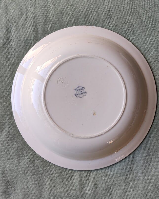 Hollow dish Iron Earth Longwy model "cute"