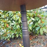 Tripod pedestal table