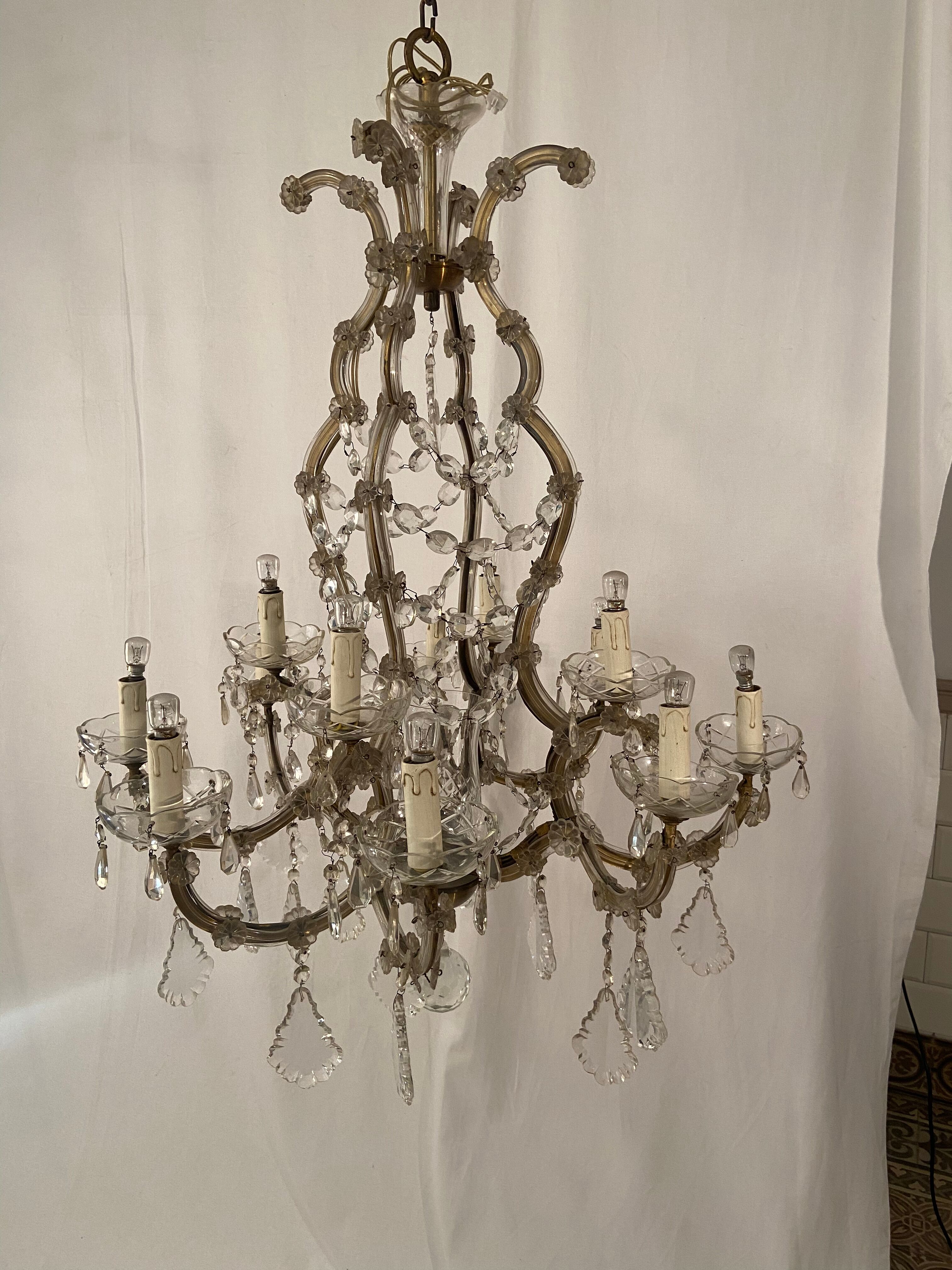 Imposing venetian chandelier in crystal with tassels