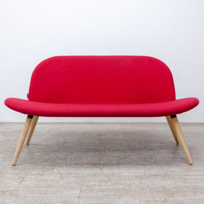 Softline orlando fuchsia sofa