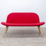 Softline orlando fuchsia sofa