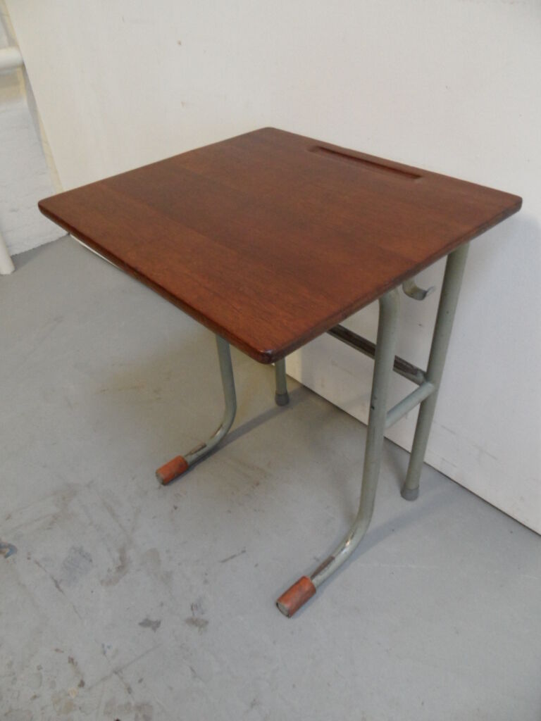 Pupitre d’école vintage des années 1960