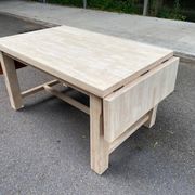 Extendable farmhouse table with renovated solid wood flaps 140-200cm