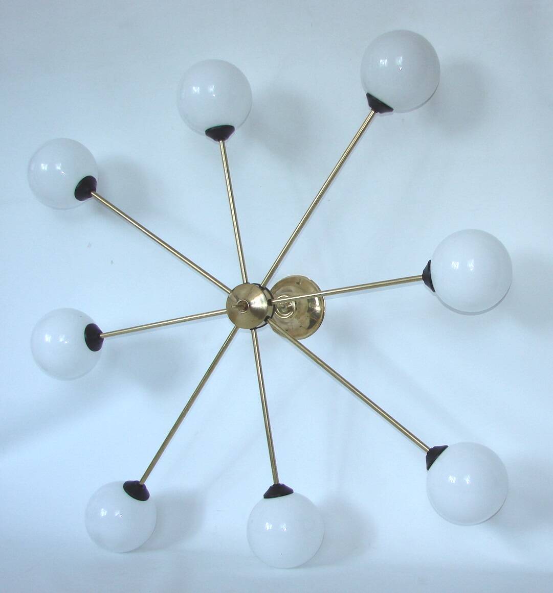 Lustre de style Stilnovo en laiton, métal et verre, années 1960