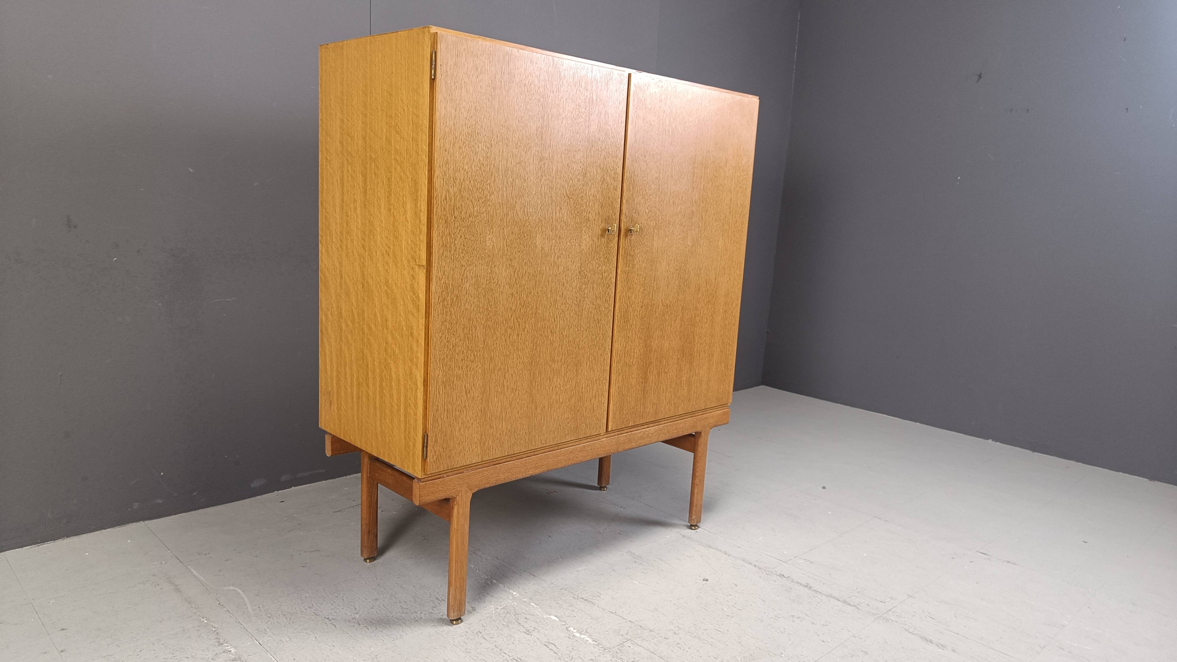 Vintage cabinet by Jos De Mey for Vandenberghe Pauvers, 1960s
