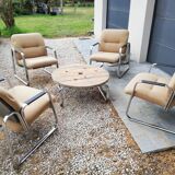 Set 4 armchairs and coffee table