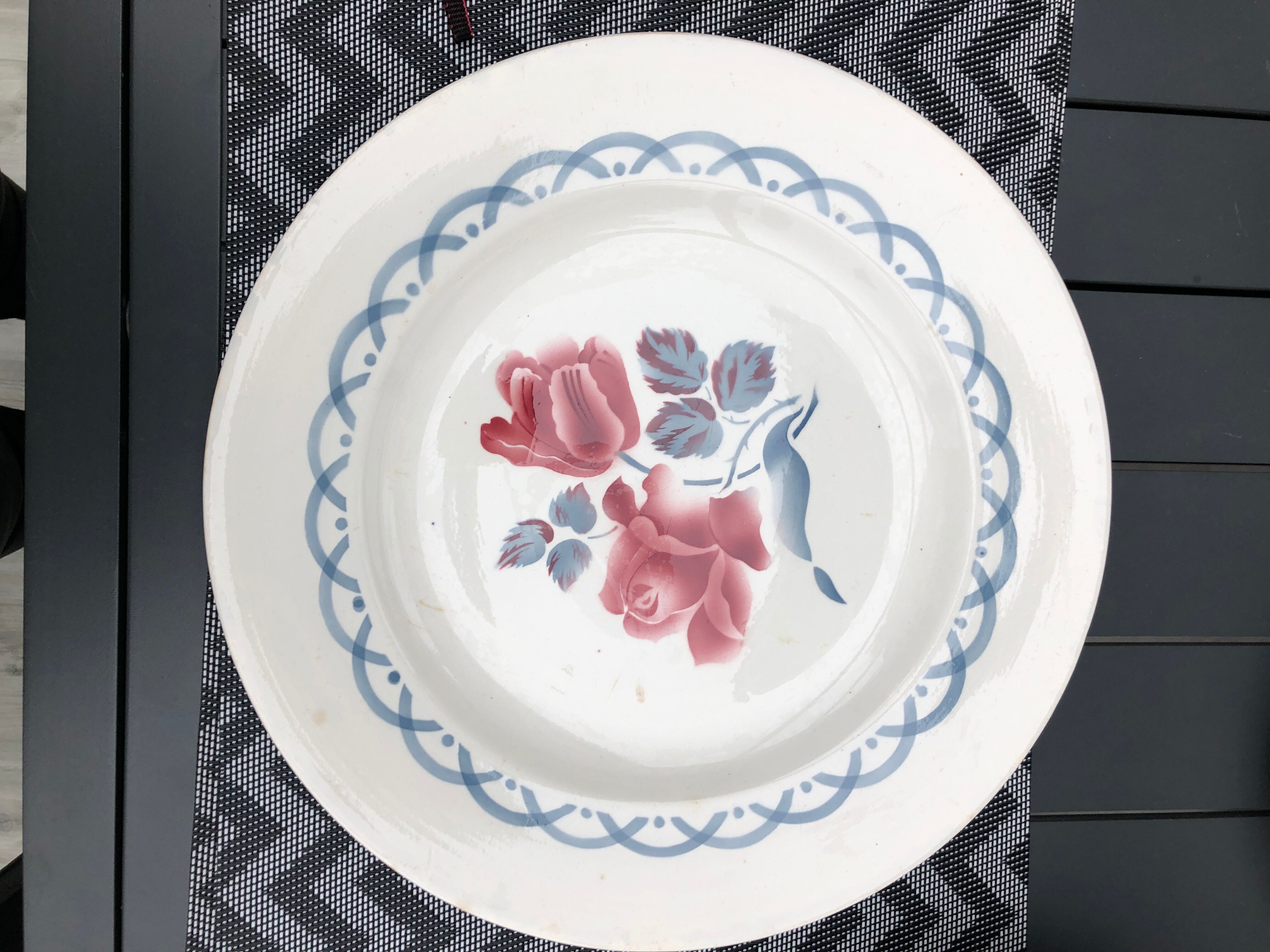 Round dish sarreguemines Digoin Cannes