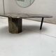 Table basse en marbre de Carrare forme organique