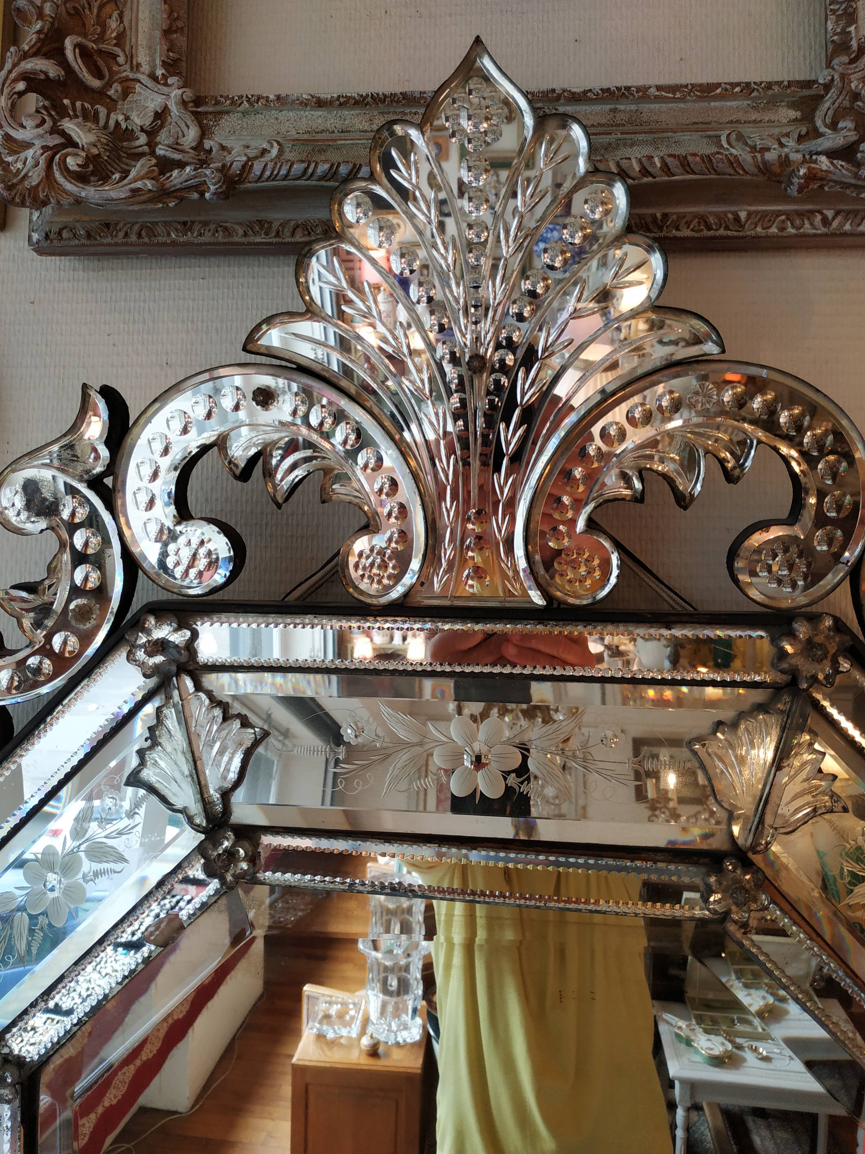 Ancient venetian mirror 120x71cm