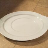 Plat ancien en porcelaine