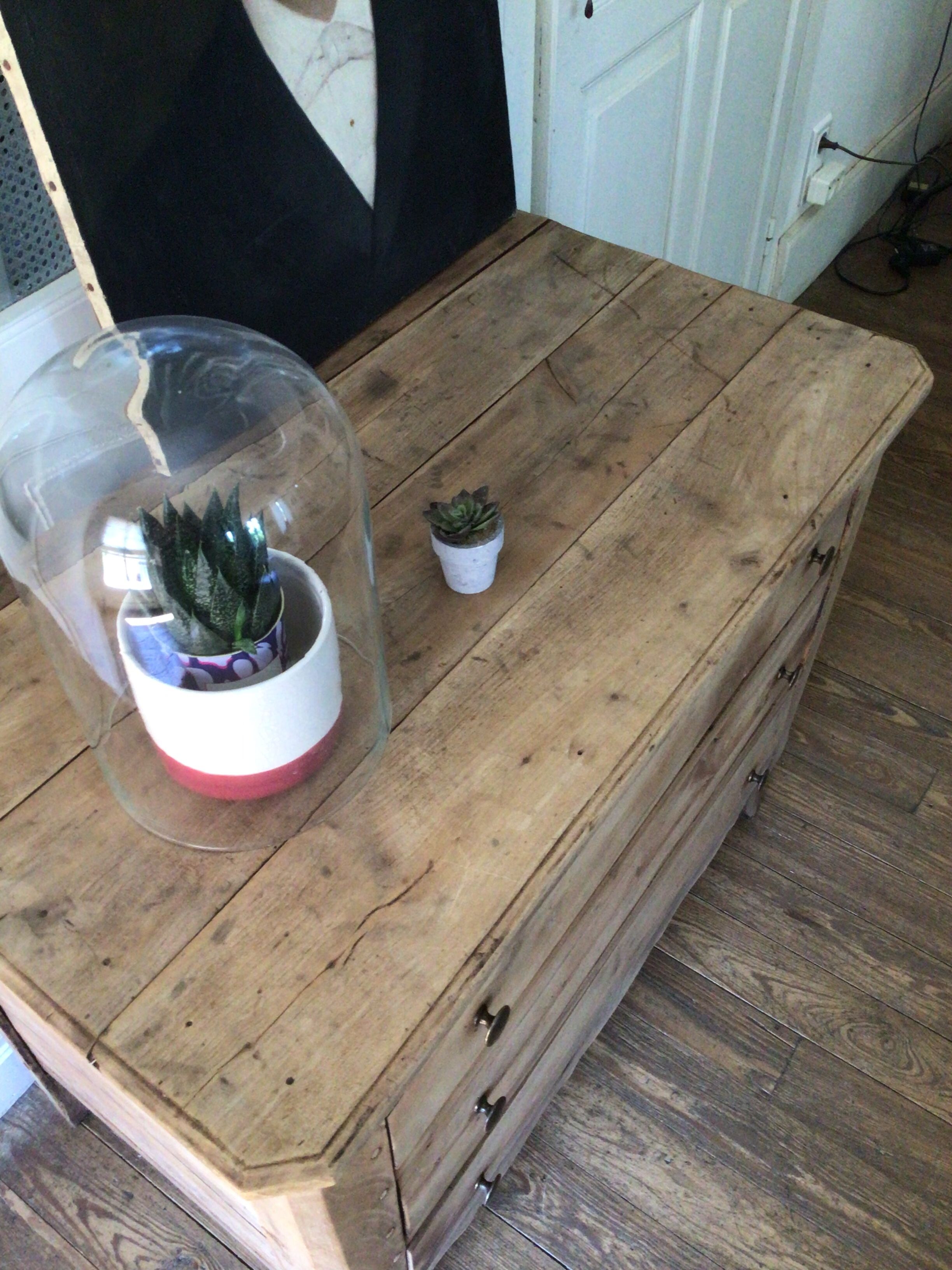 Old chest of drawers stripped