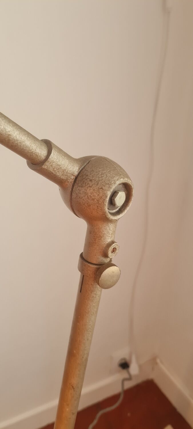 Lumina workshop lamp