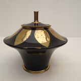 Telescopic cigarette holder in metal mushroom shape