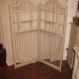 Wooden screen