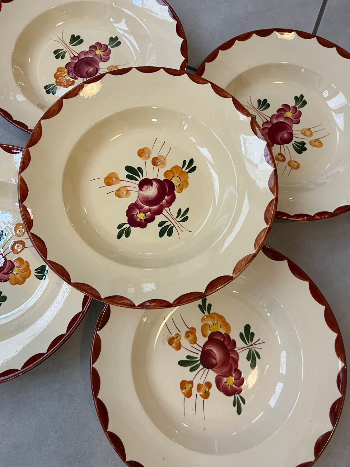 Set of 5 "Agen" soup plates by Longchamp