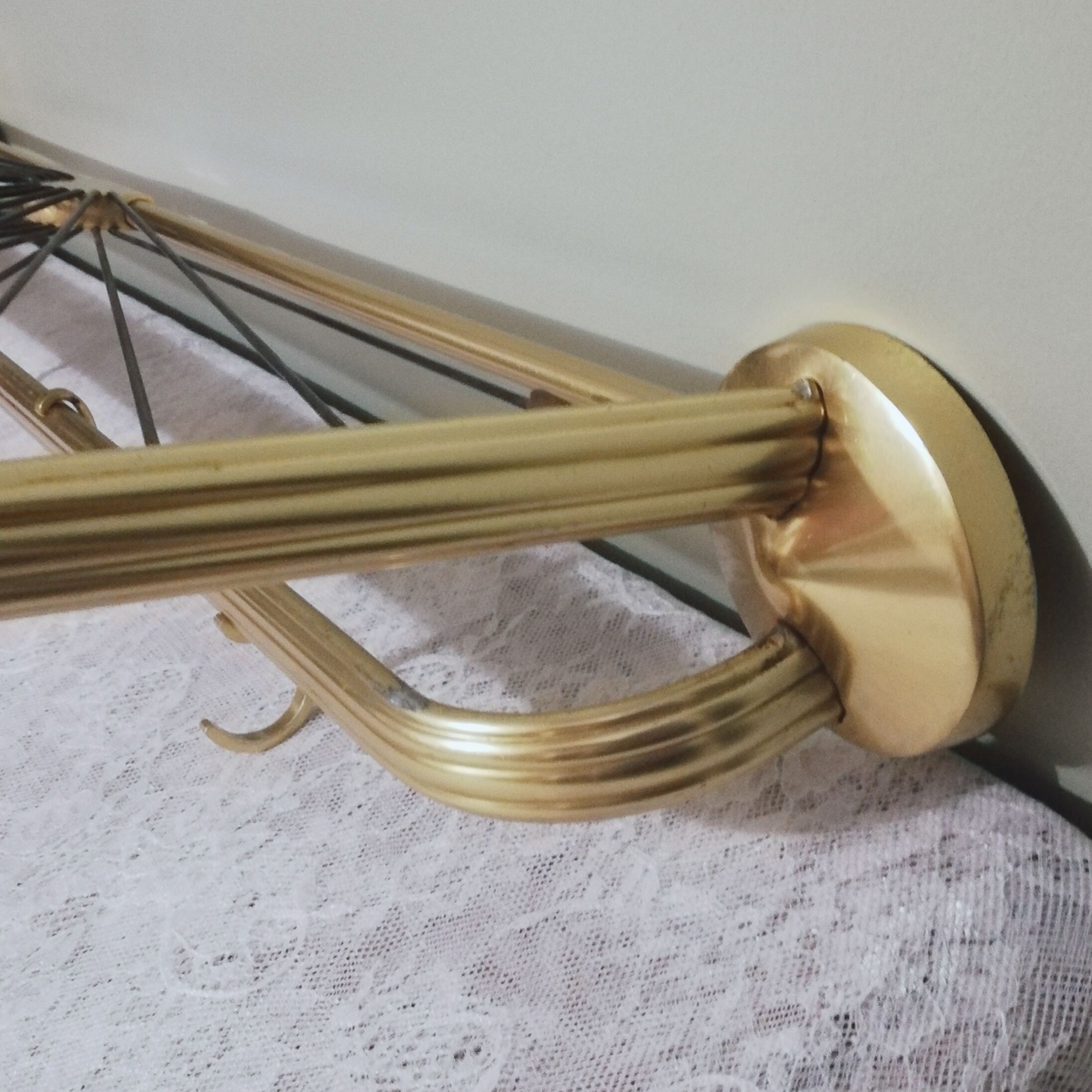 Gold aluminum and and pvc ropes wall coat rack