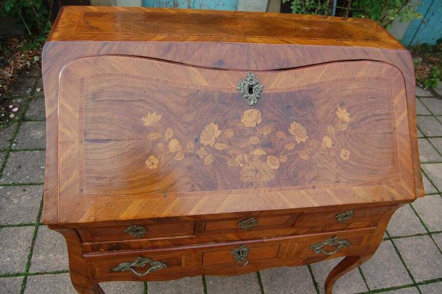 18th century Louis XV period sloping desk