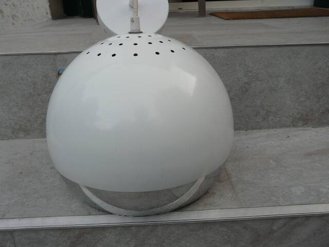 suspension eye ball lacquered white and chrome diameter 26cm