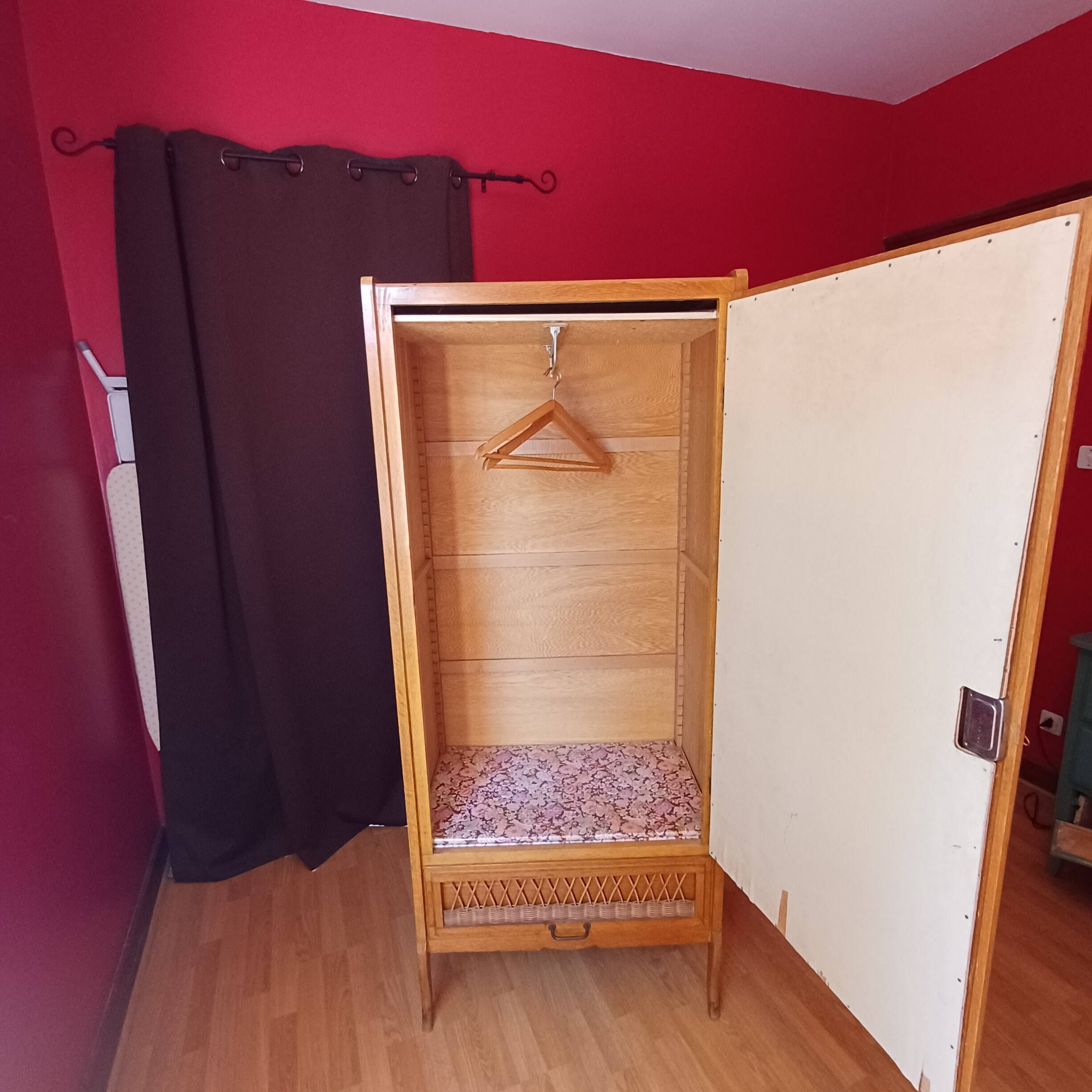 Armoire  rotin  vintage