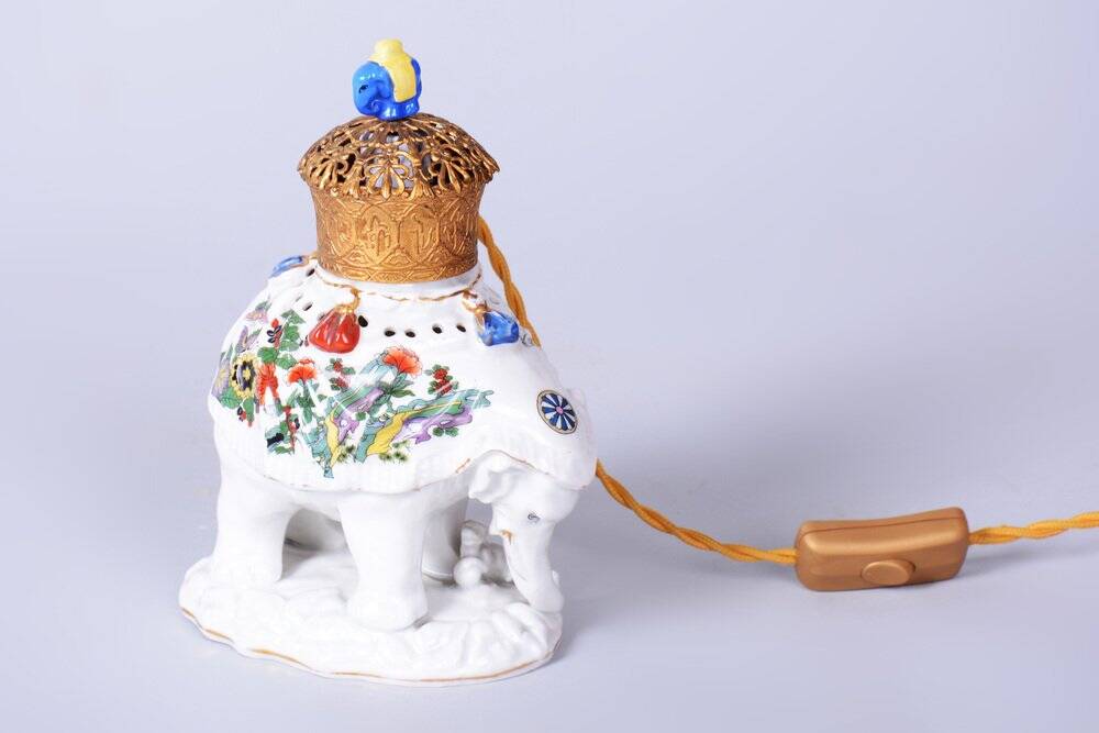 Asian Table Lamp in Brass and Porcelain, India, 1970s