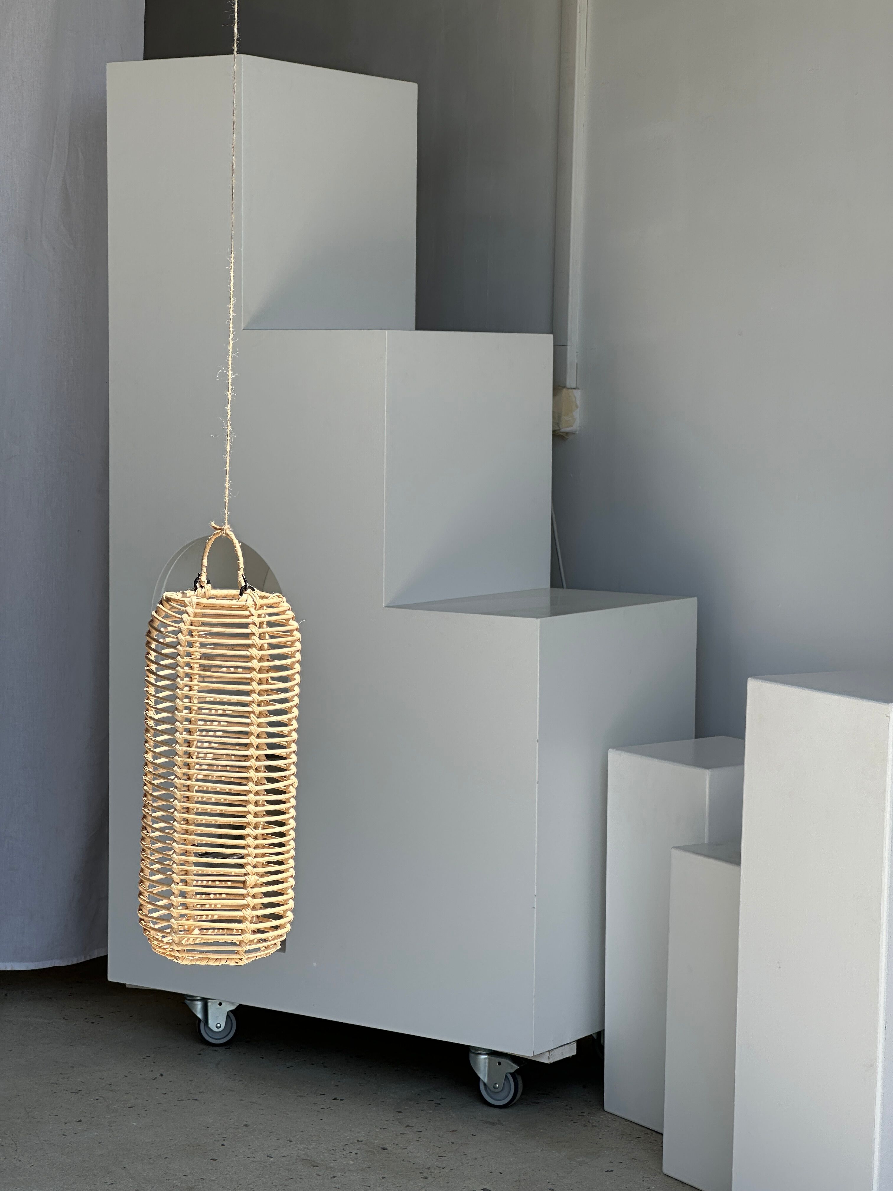 Small lantern-shaped rattan suspension H35 D15