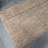 Farm table