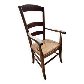 Fauteuil rustique en bois et paille