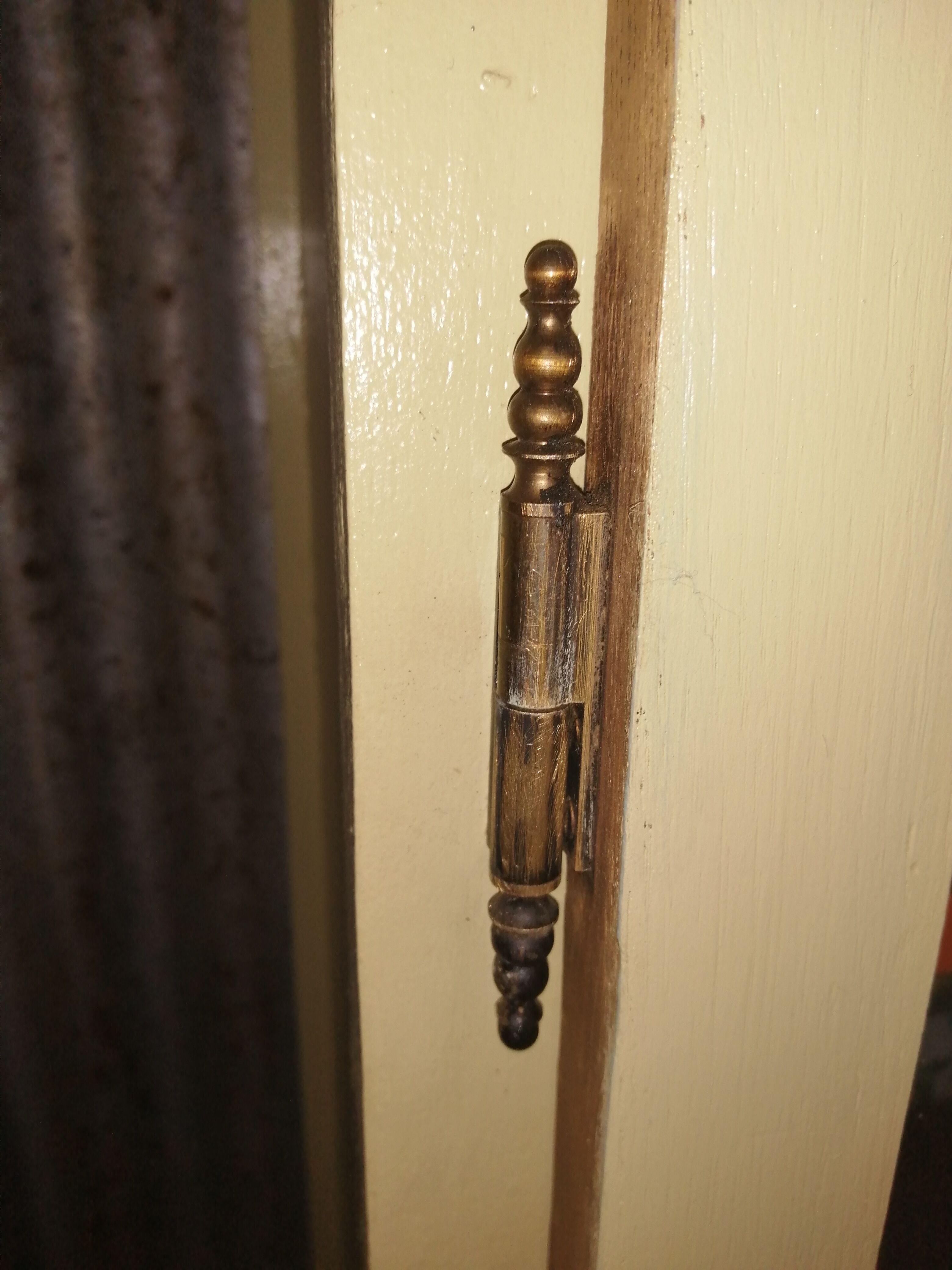 The "Fleur" showcase buffet