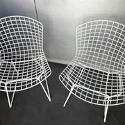 Pair of dining chairs 420 by Harry Bertoia for Knoll International, 1970s.