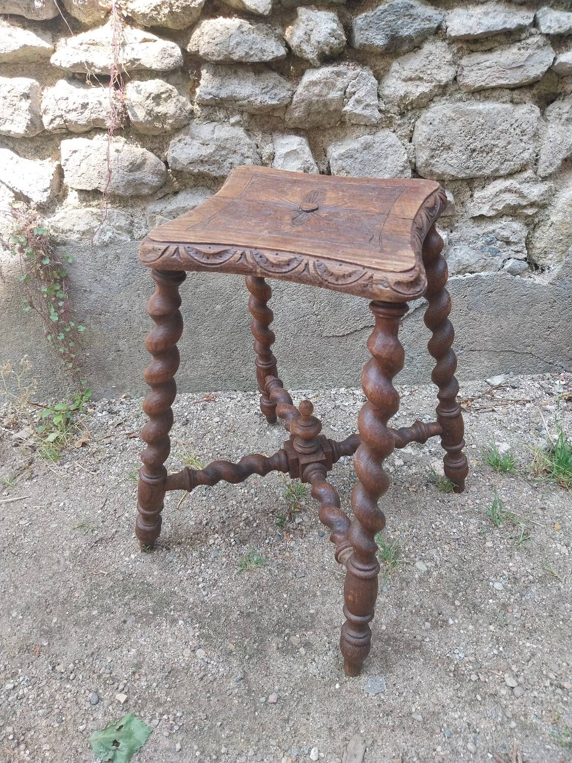 Wooden stool with turned legs