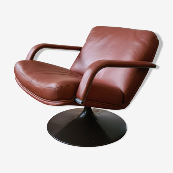 Low back tan leather swivel lounge chair by Geoffrey Harcourt for Artifort, Netherlands 1970s