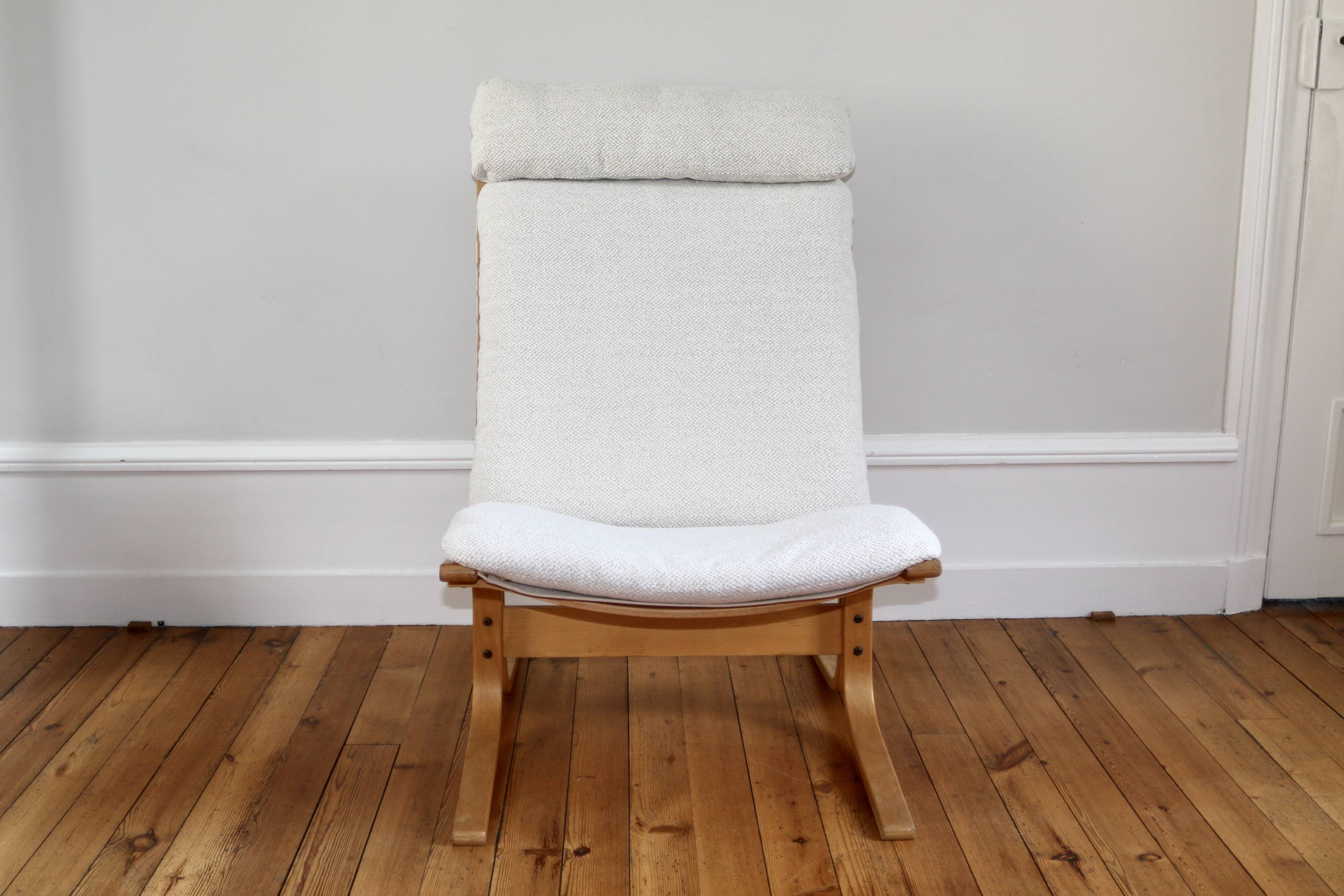Vintage Scandinavian lounge chair and ottoman Relling model Siesta 1960