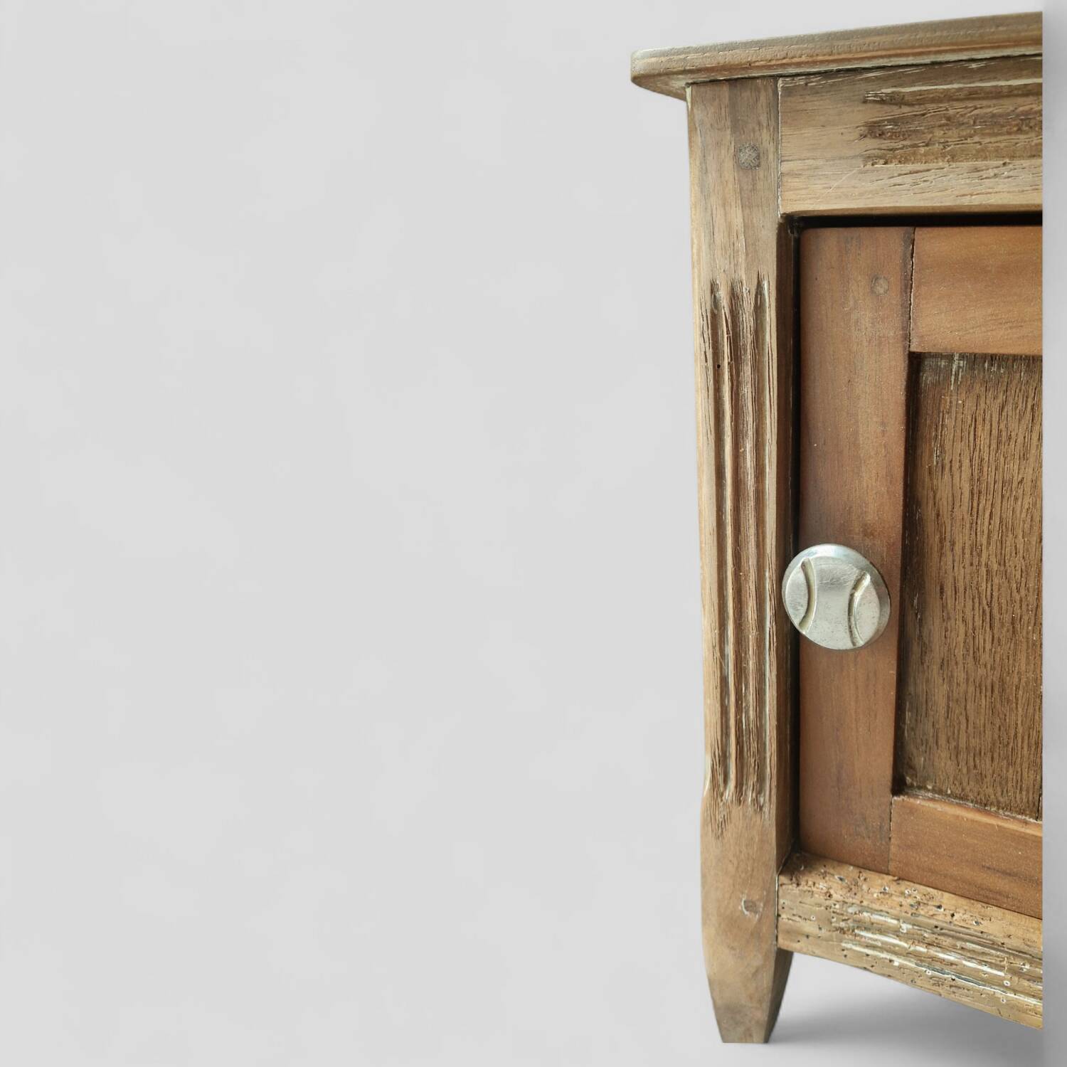 Small antique oak piece of furniture - 1940s