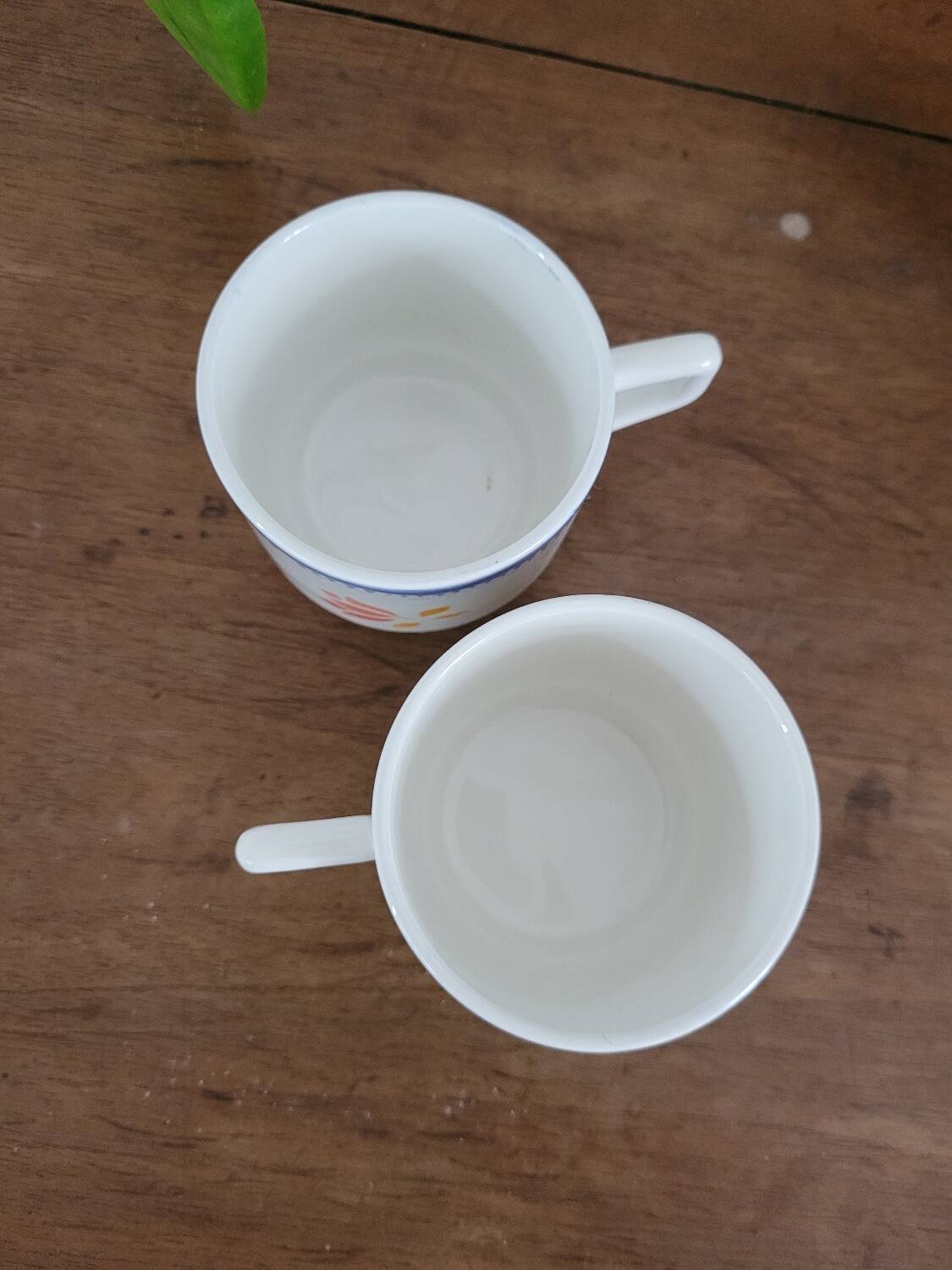 Set of two floral coffee cups