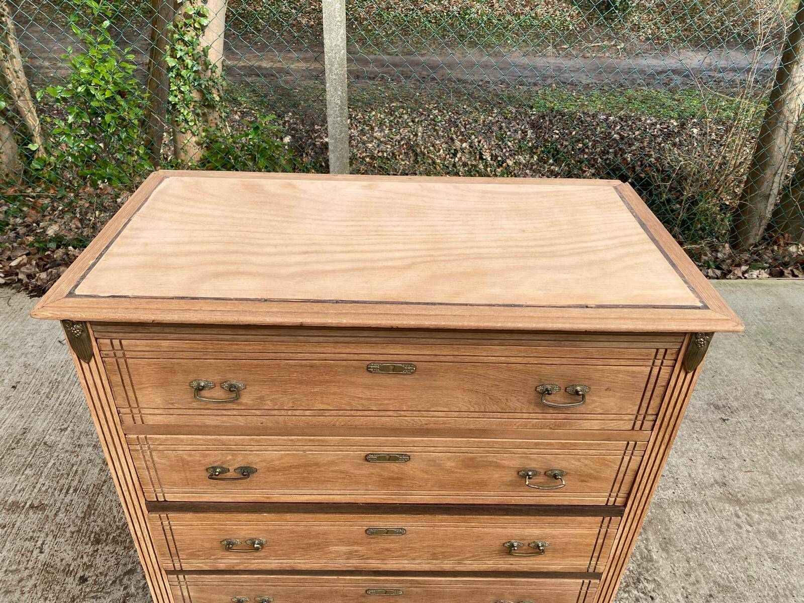 Commode style empire rénovée en chêne brut 4 tiroirs