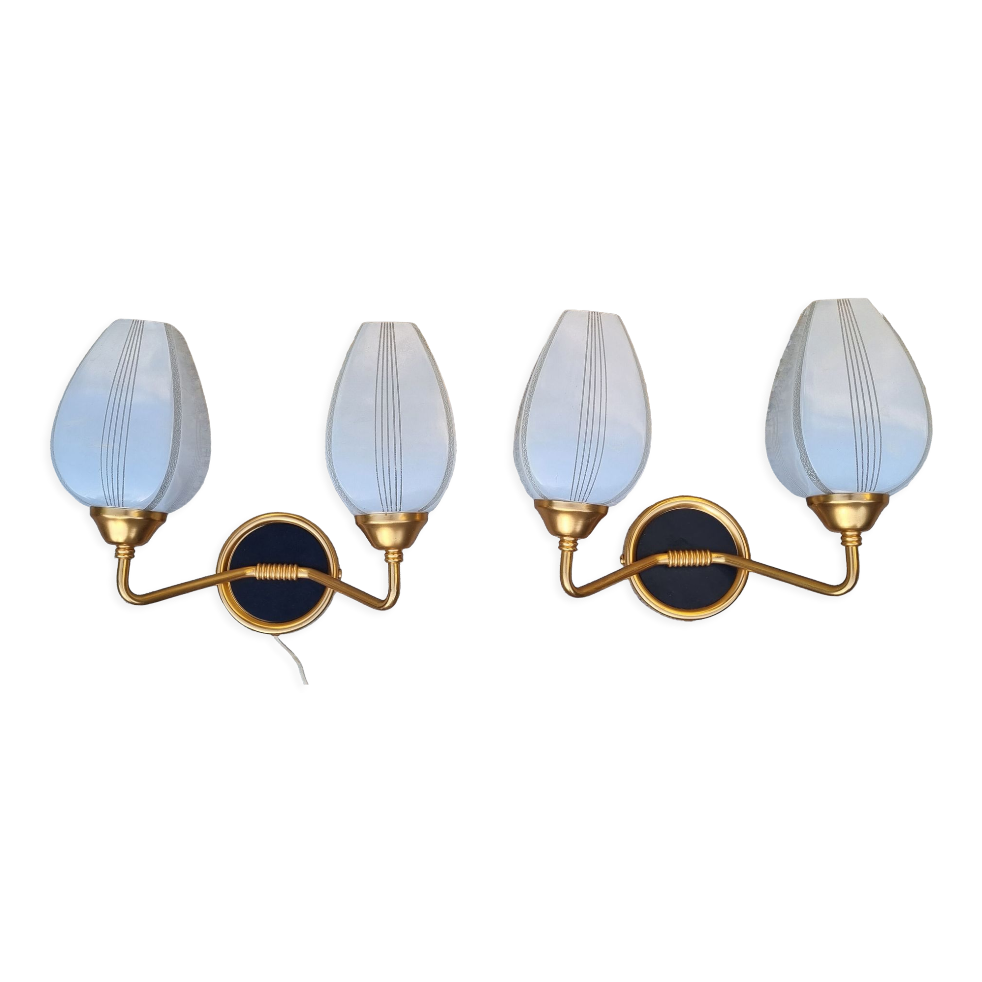 Paire d'appliques doubles, tulipes, édition Arlus, Paris, circa années 50
