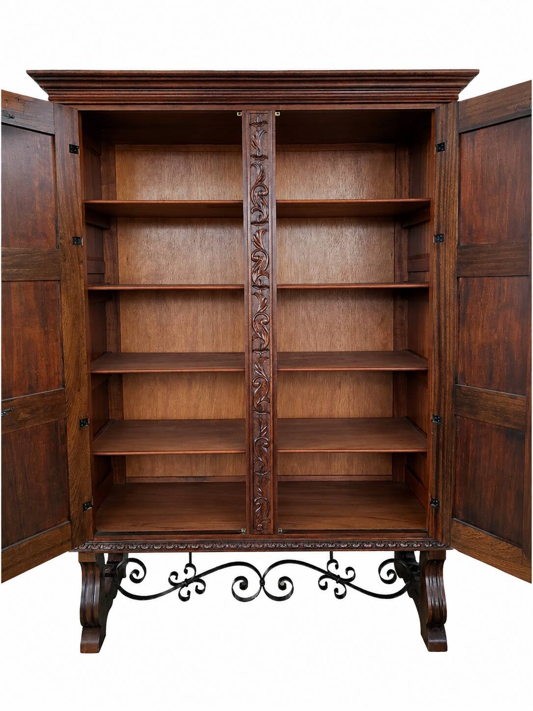 Ltee laval - solid wood sculpted dresser - very good condition
