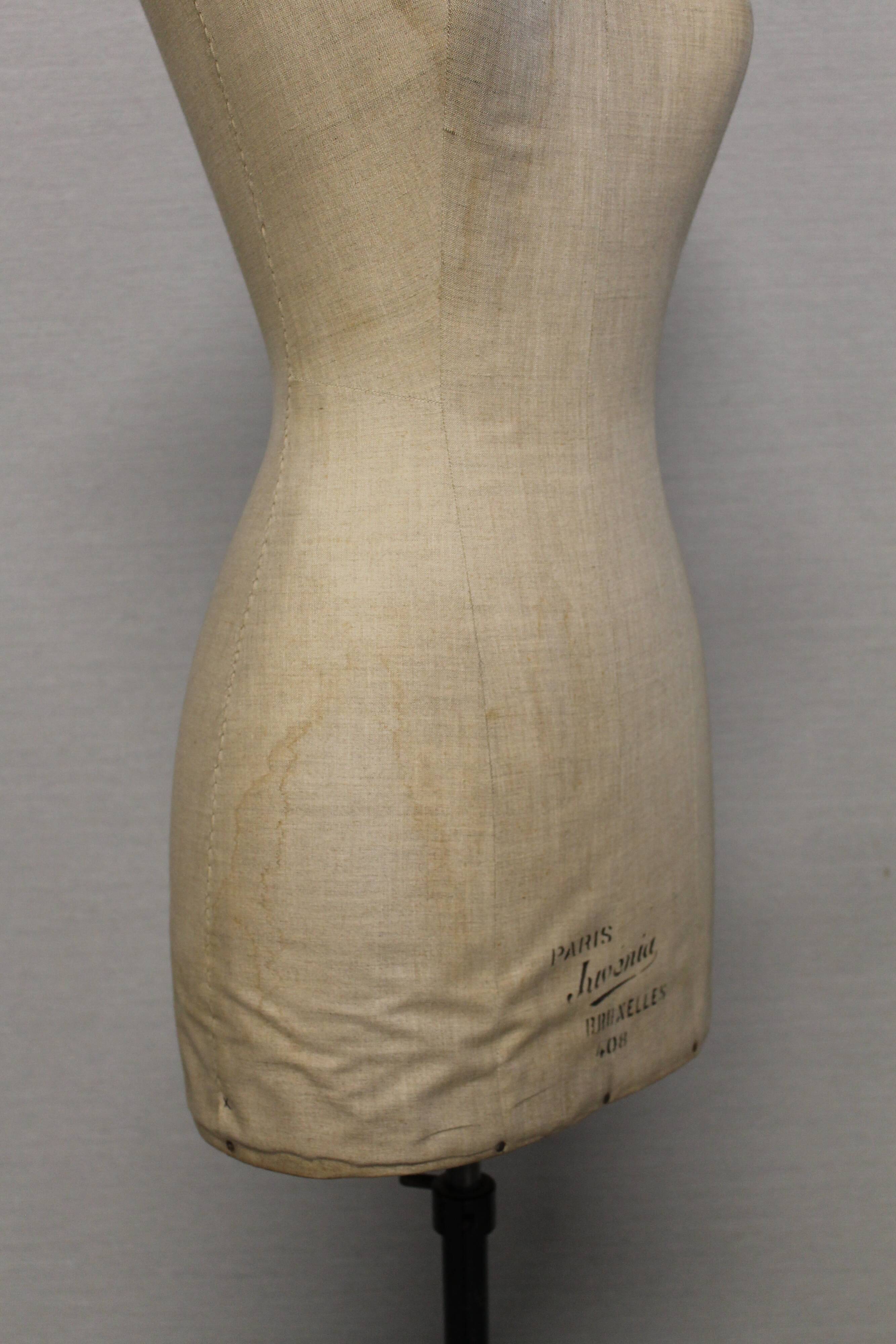 Mannequin de couture Juvenia