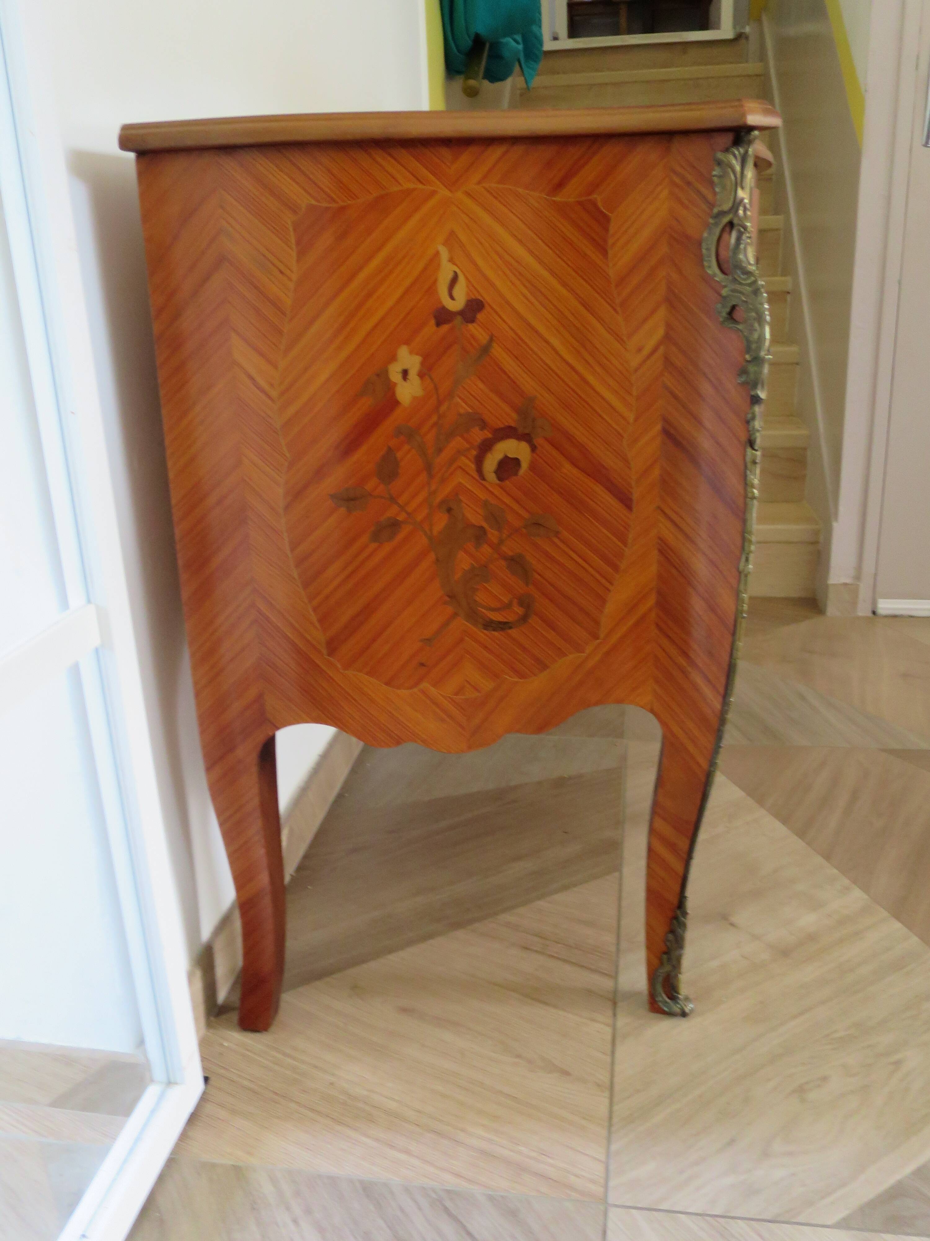 Louis XV commode - 2 drawers - floral marquetry - bronze ornament - 1950