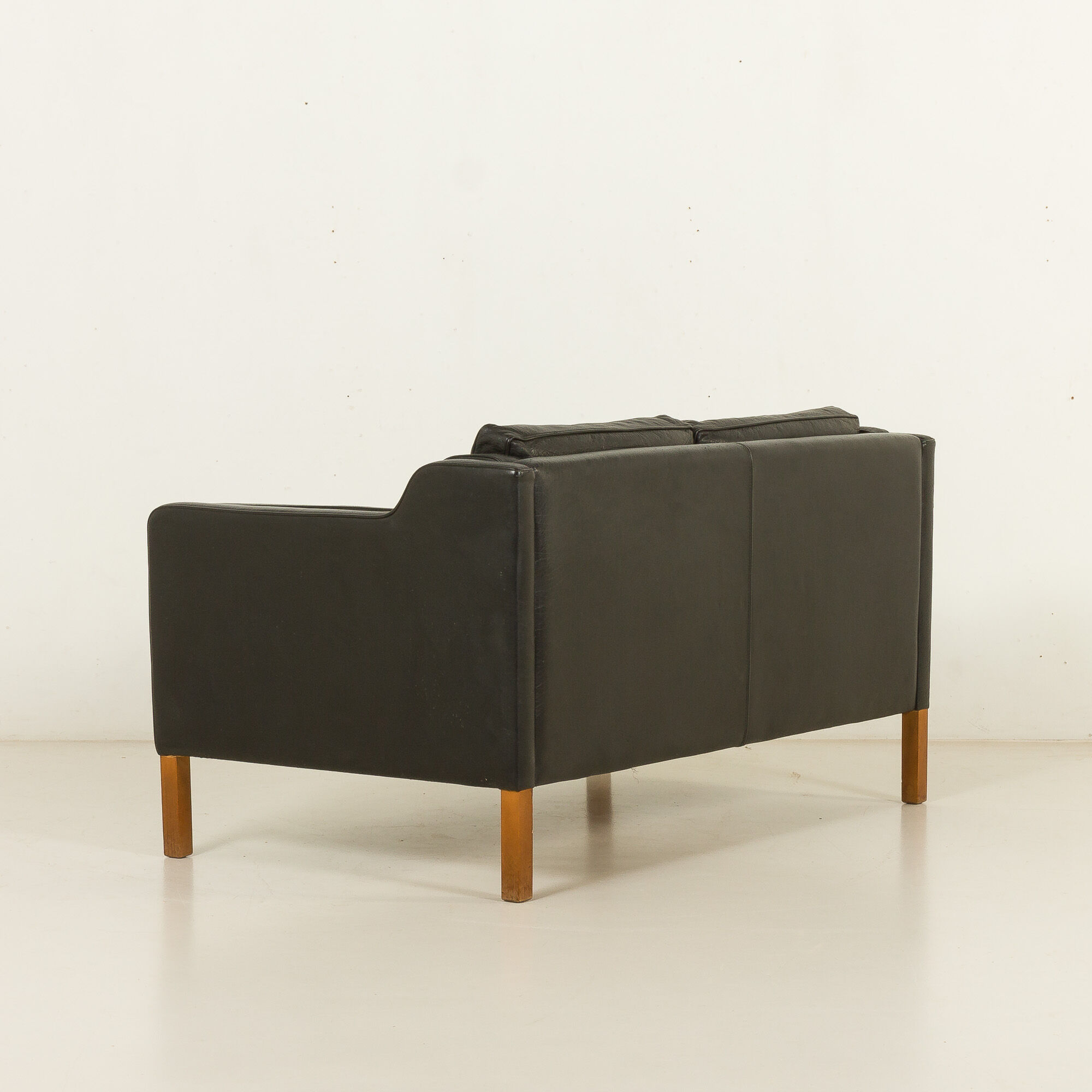 Stouby leather sofa, Denmark 1970s