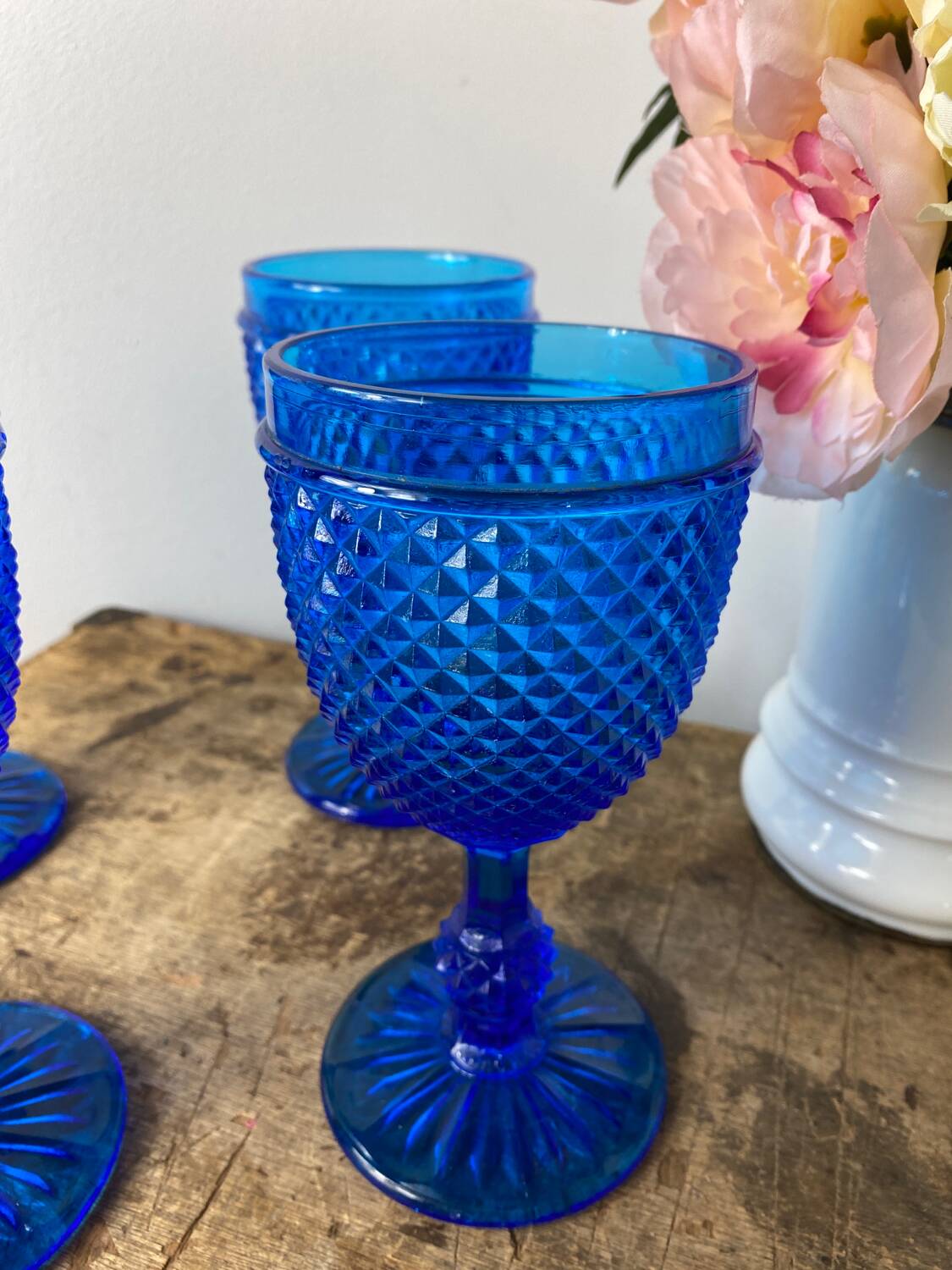 Casa Lopez Diamond-Tipped Wine Glasses