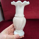 Vase en opaline