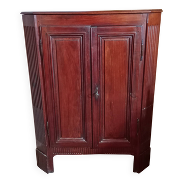 Corner sideboard
