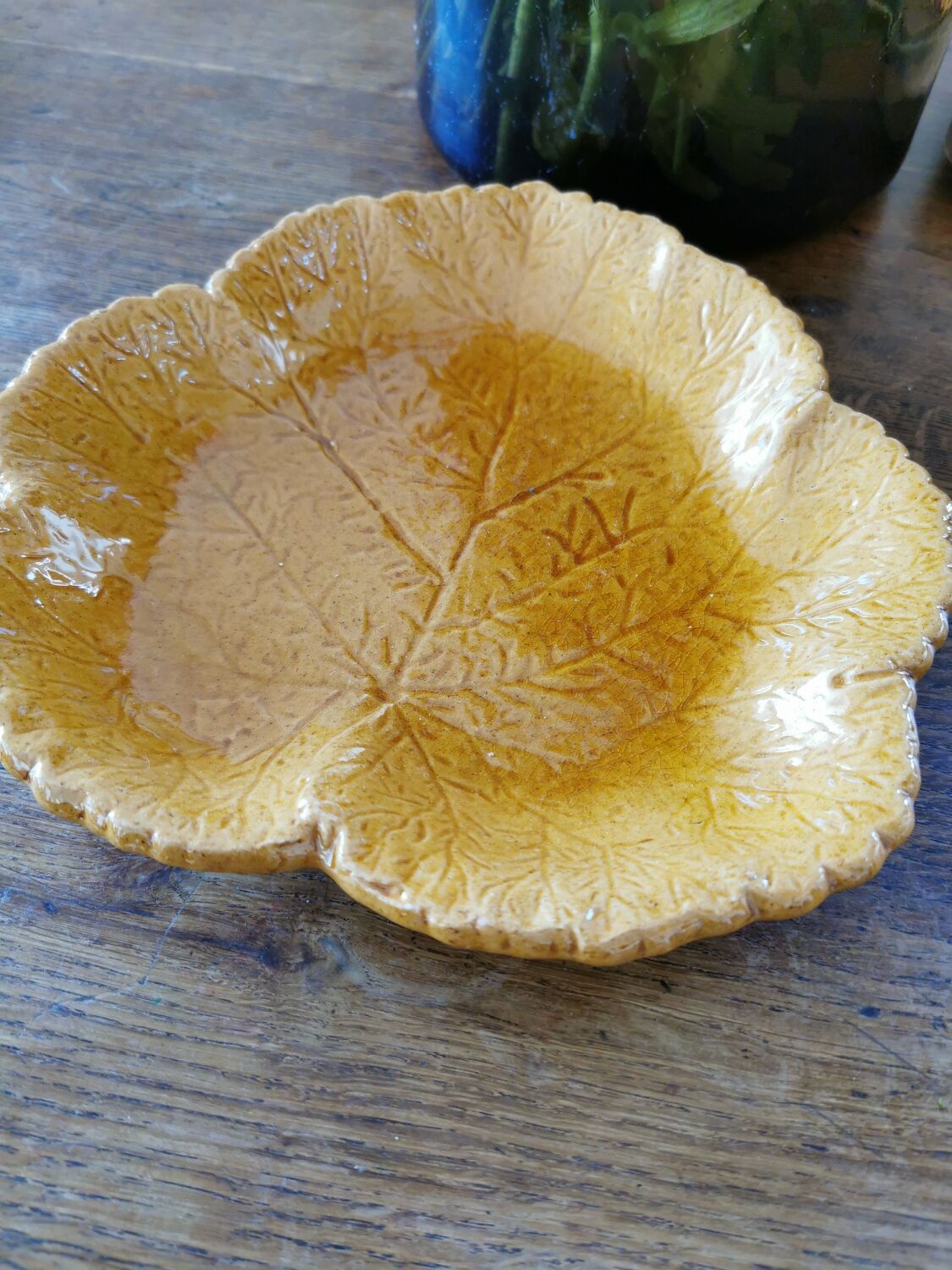 Leaf dish