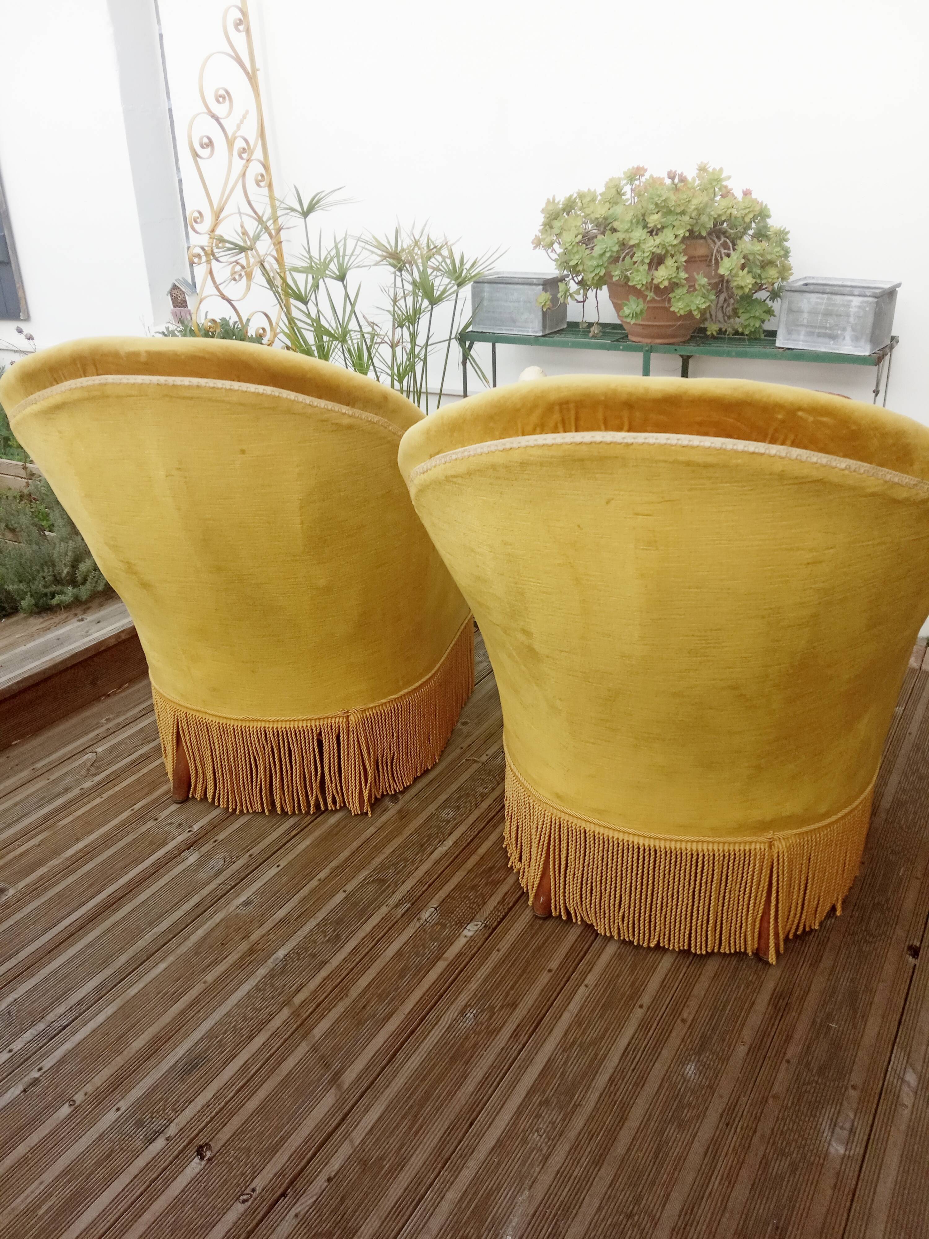 Pair of toad chairs