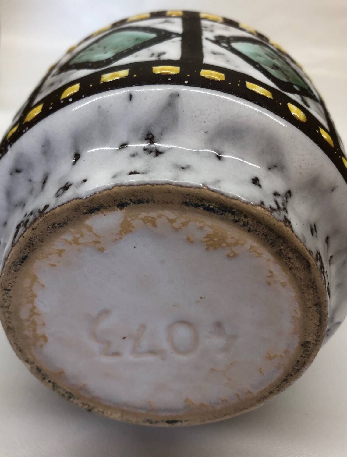 Vase en céramique par VEB Haldensleben modèle 4073